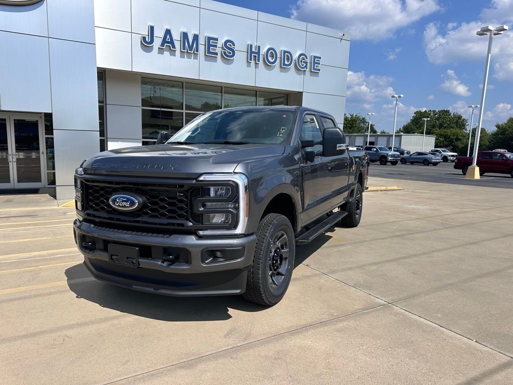 2026 Ford F-250 Super Duty XL - Photo 8