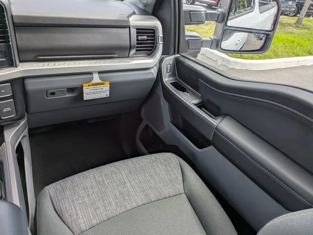 New 2026 Oxford White Ford F-250® XLT image 17