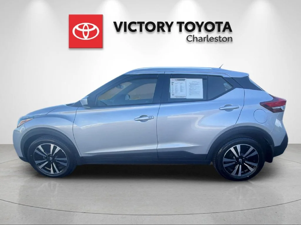 Used 2020 Silver Nissan SV image 2