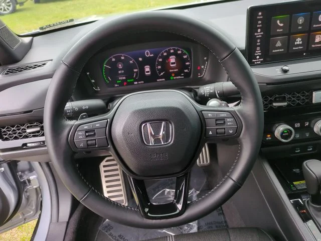 Used 2025 Silver Honda Sport image 14