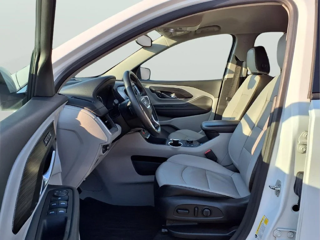 Used 2020 White GMC SLT image 14