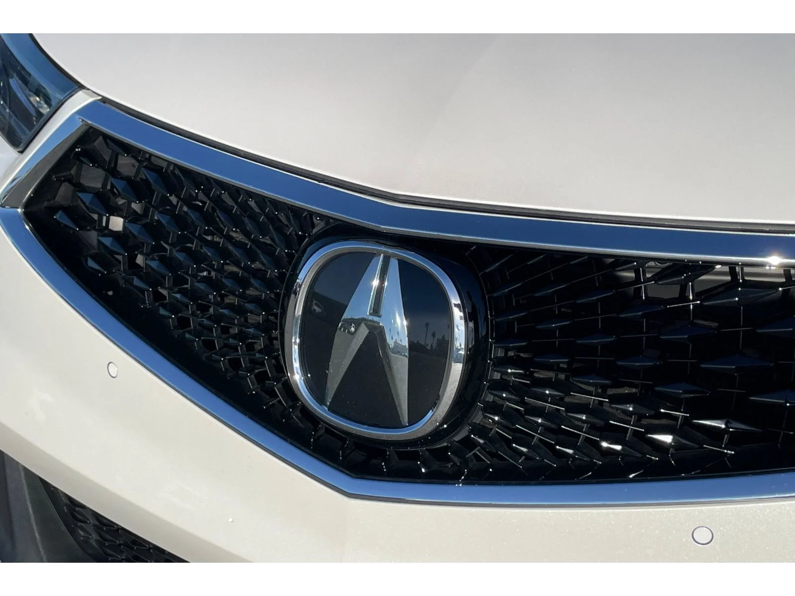 Used 2023 Platinum White Pearl Acura w/Technology Package image 47