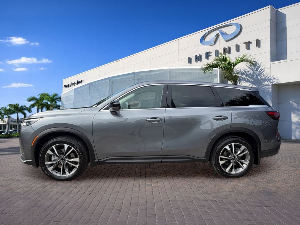 Used 2026 Gray INFINITI PURE image 4