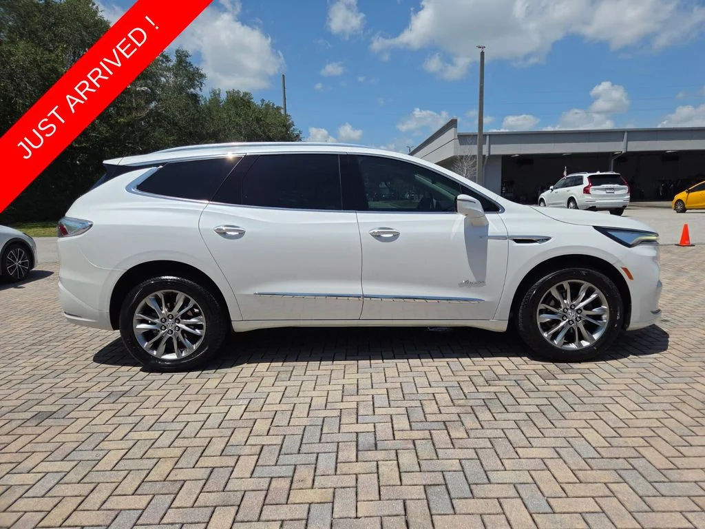 Used 2023 White Buick Avenir image 12