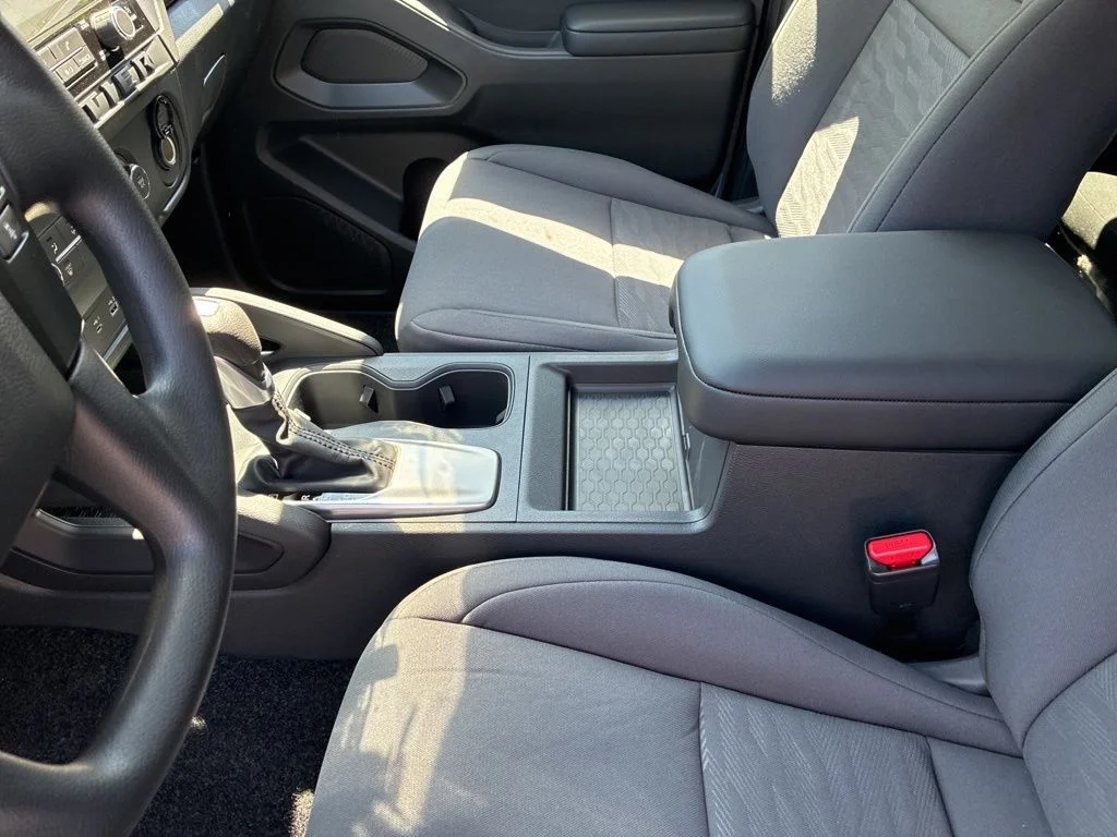 New 2026 Glacier White Nissan King Cab® S image 20