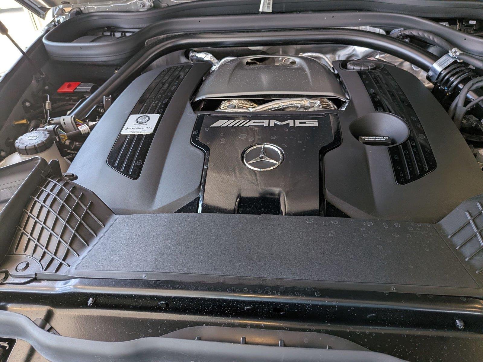 New 2027 MANUFAKTUR Arabian Grey Non- Metallic Mercedes-Benz AMG® G 63 SUV image 43