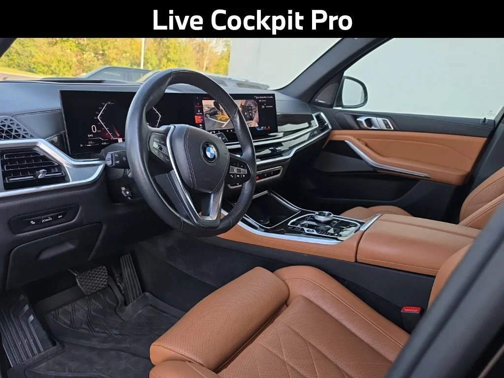 Used 2024 Black Sapphire Metallic BMW xDrive40i image 12