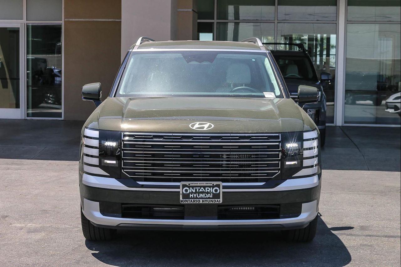 New 2026 Silver Hyundai Calligraphy image 2