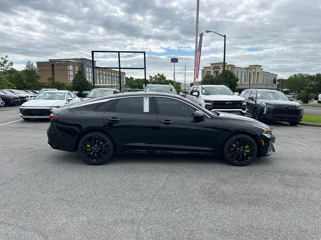 New 2026 Black Kia GT image 8