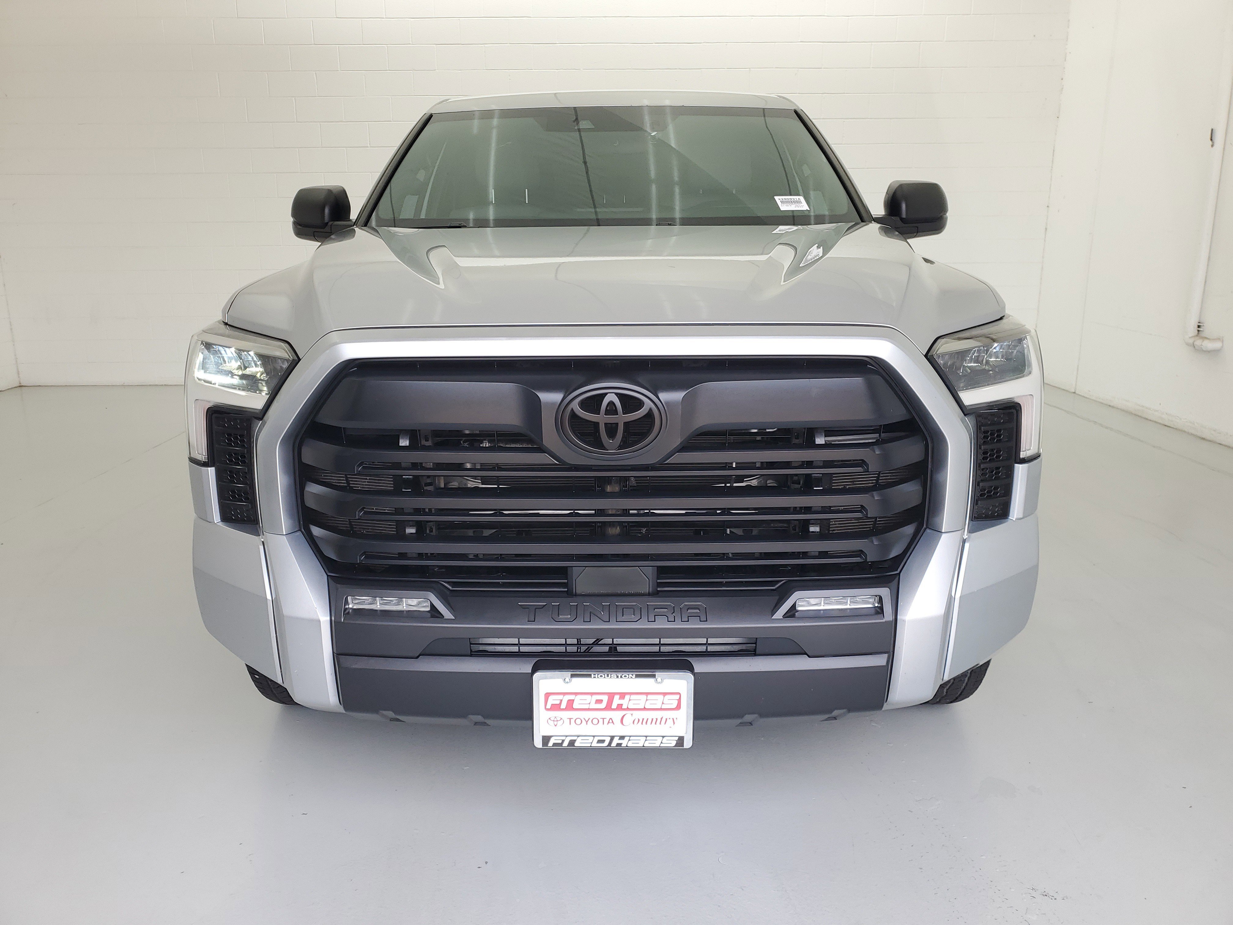 Used 2025 Celestial Silver Metallic Toyota SR5 image 3