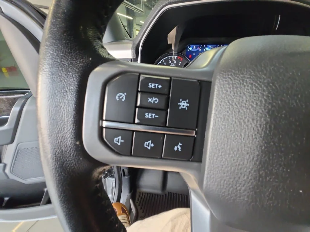 Used 2021 Silver Ford XLT image 20