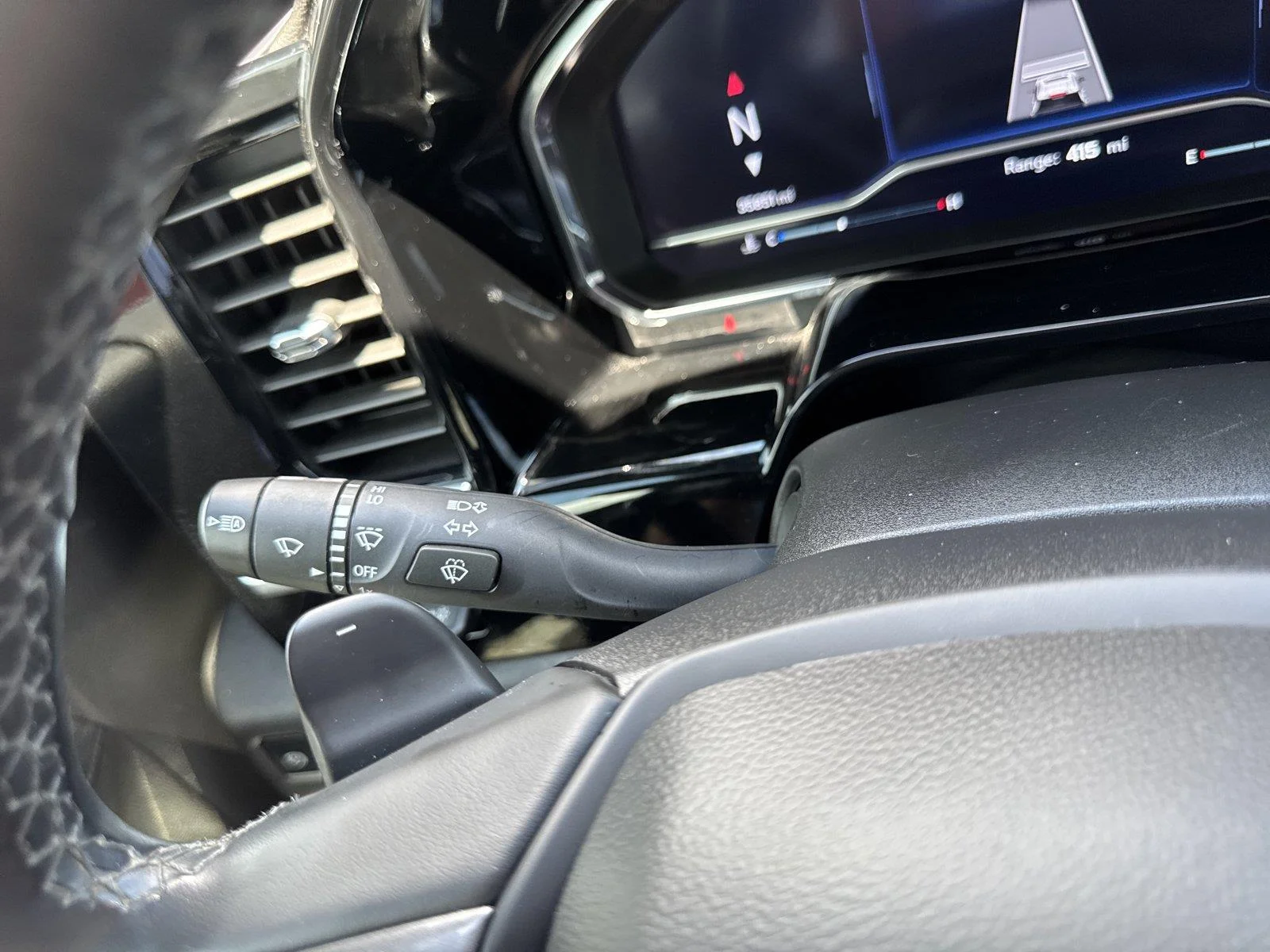Used 2025 Sterling Gray Metallic Chevrolet High Country image 25
