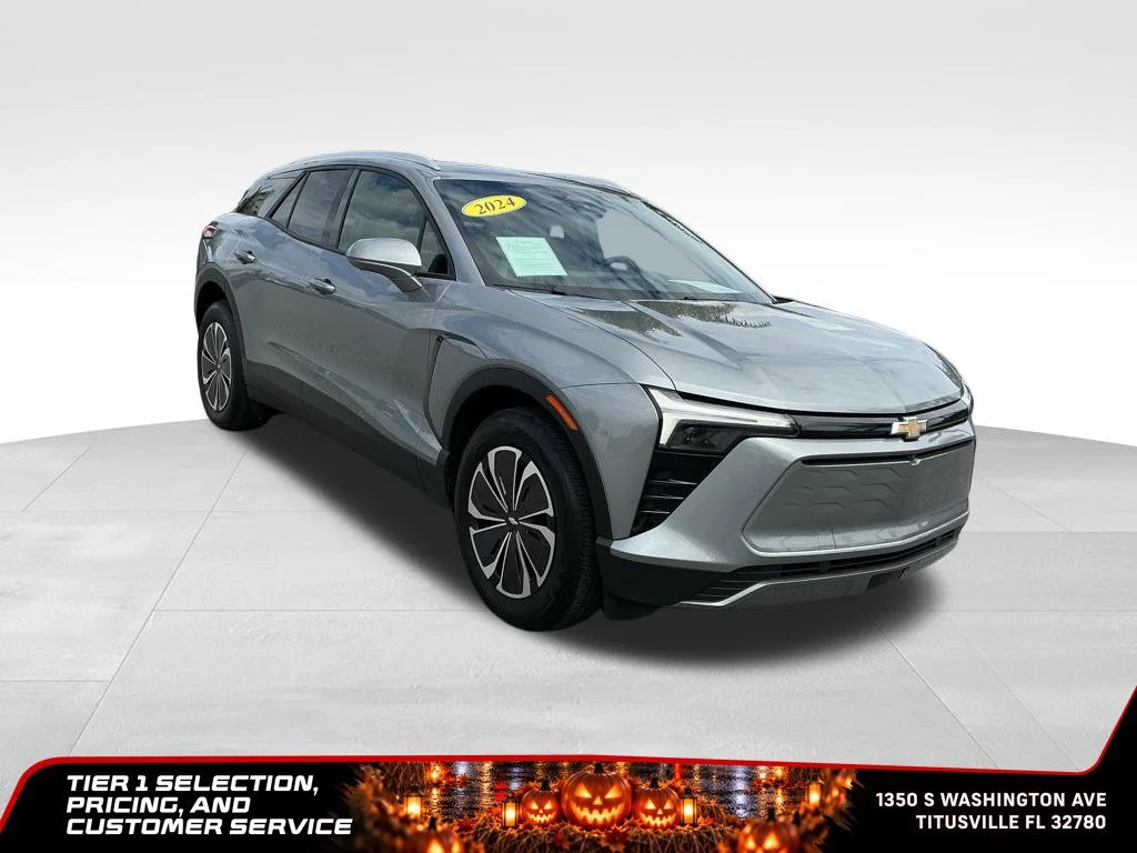 Used 2024 Sterling Gray Metallic Chevrolet LT image 8