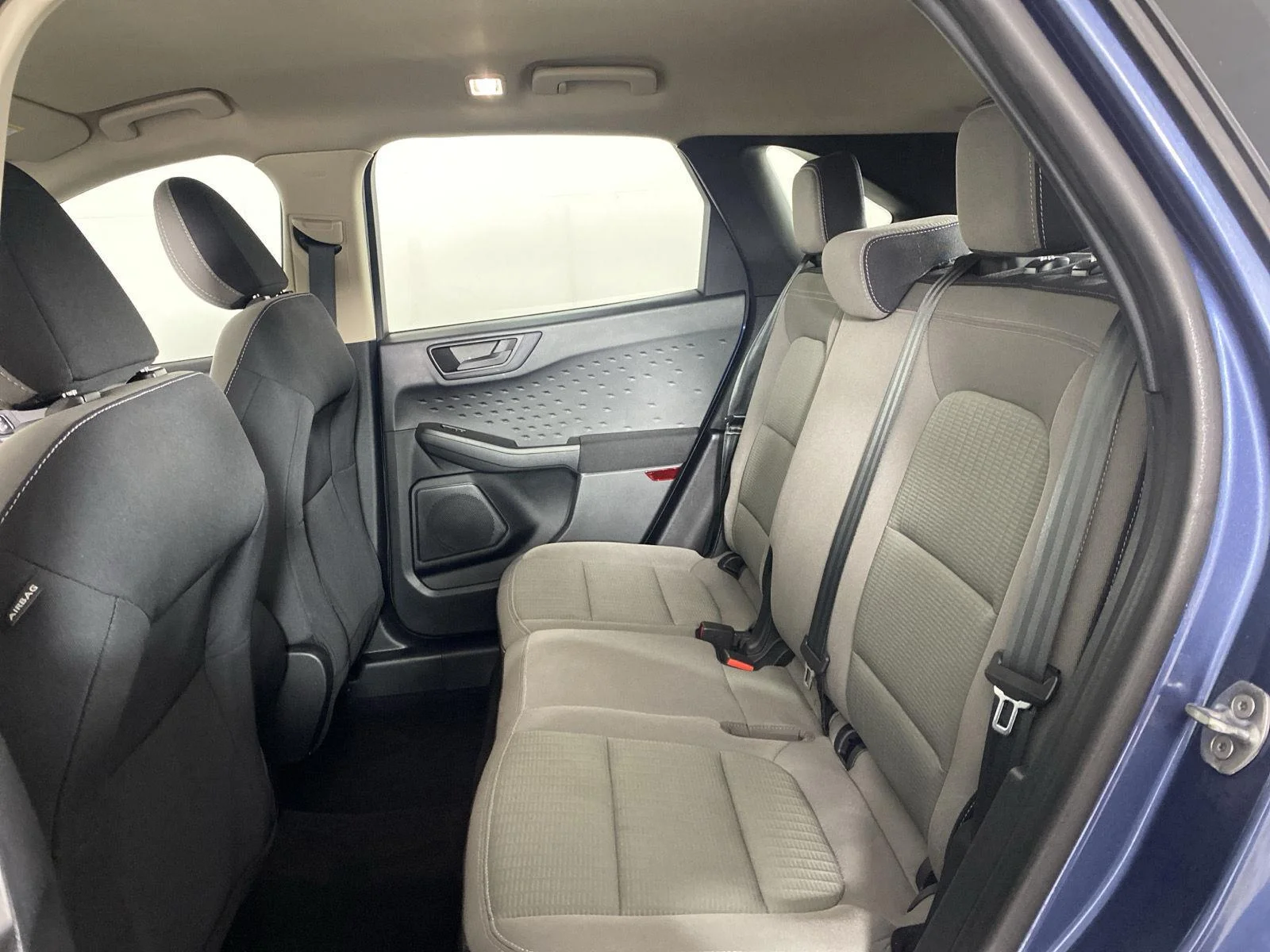 Used 2020 Blue Ford S image 30
