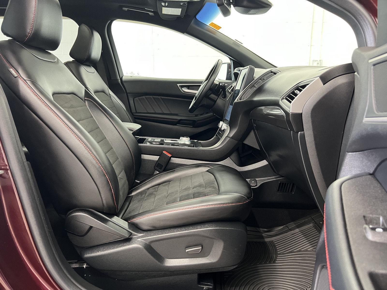 2021 Ford Edge ST-Line - Photo 29
