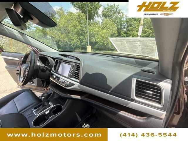 2019 Toyota Highlander XLE - Photo 28