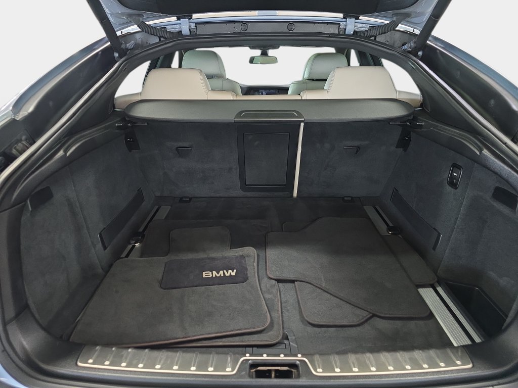 Used 2010 Blue Water Metallic BMW ActiveHybrid image 29