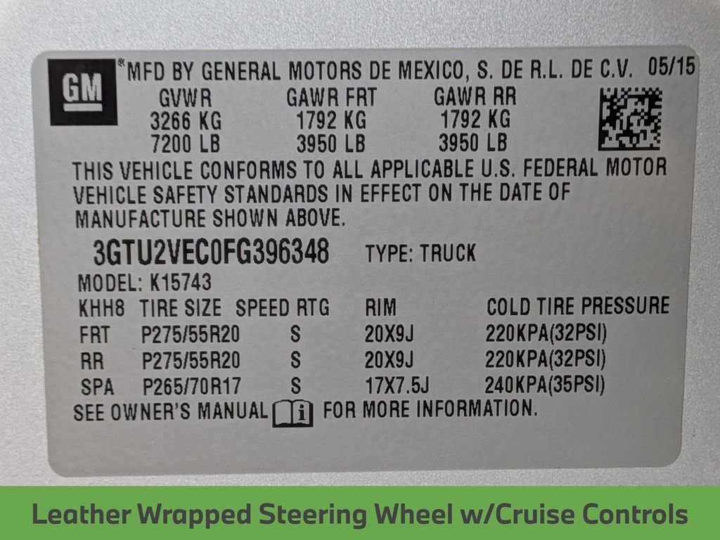 Used 2015 Silver GMC SLT image 26