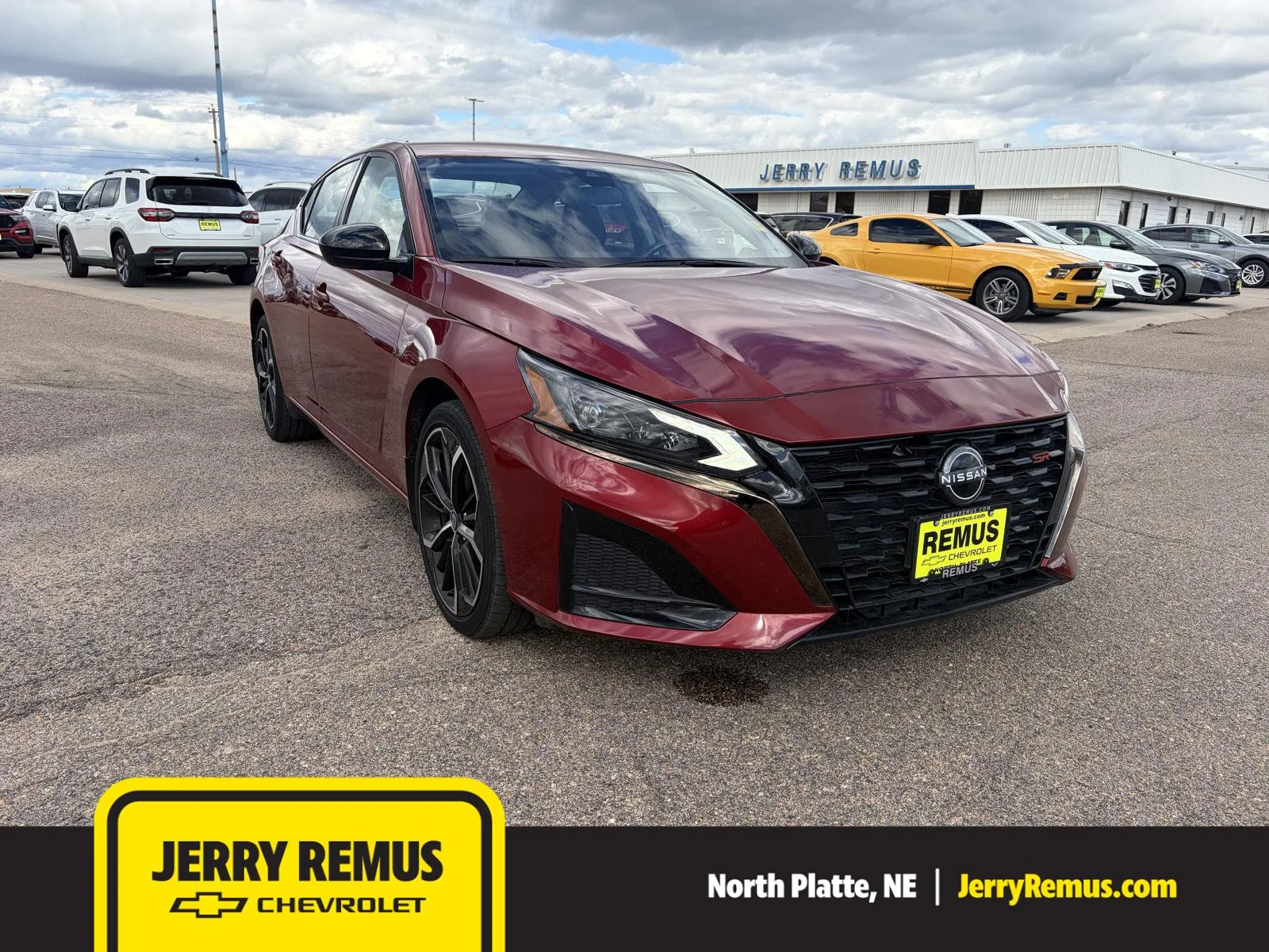 2023 Nissan Altima SR