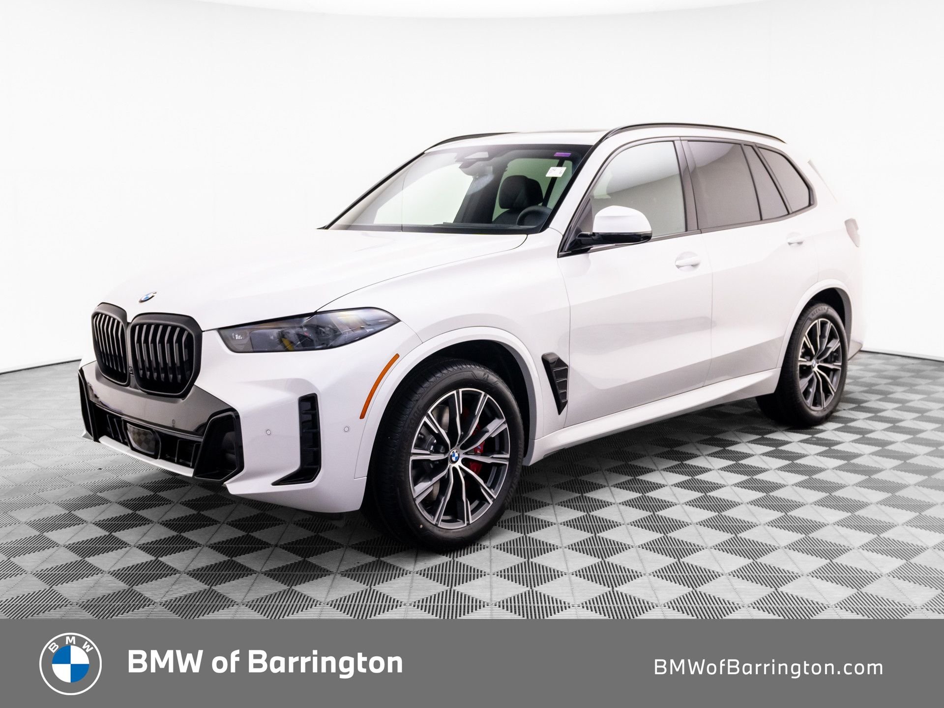 New 2026 Mineral White Metallic BMW xDrive40i image 1