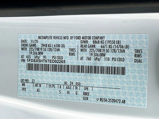 New 2026 Oxford White Ford XL image 18
