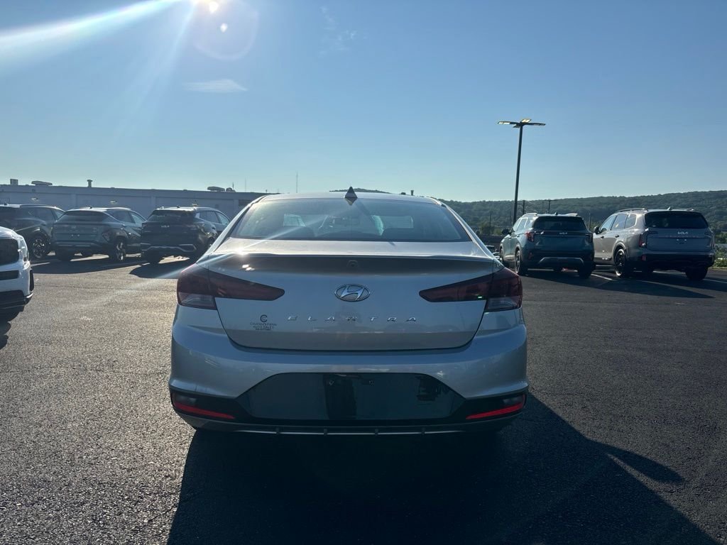 Used 2020 Silver Hyundai SEL image 4