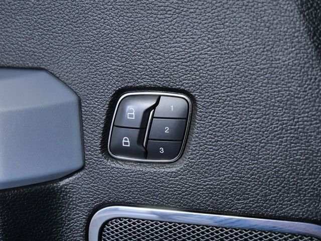 Used 2018 Black Ford Lariat image 29