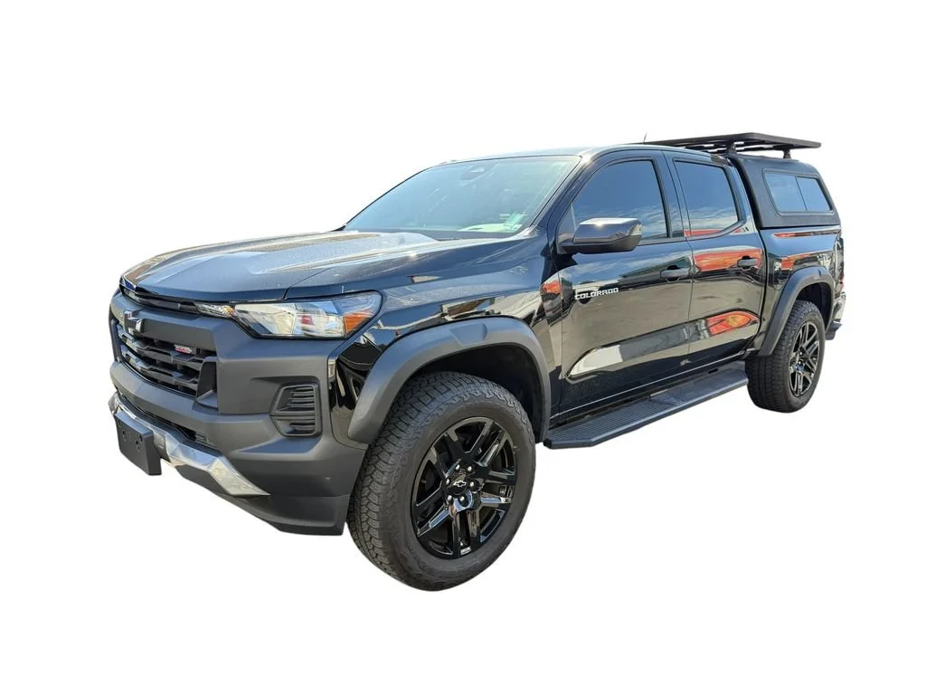 Used 2025 Black Chevrolet Trail Boss image 11