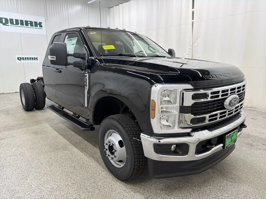 2026 Ford F-350 Super Duty Chassis Cab XL