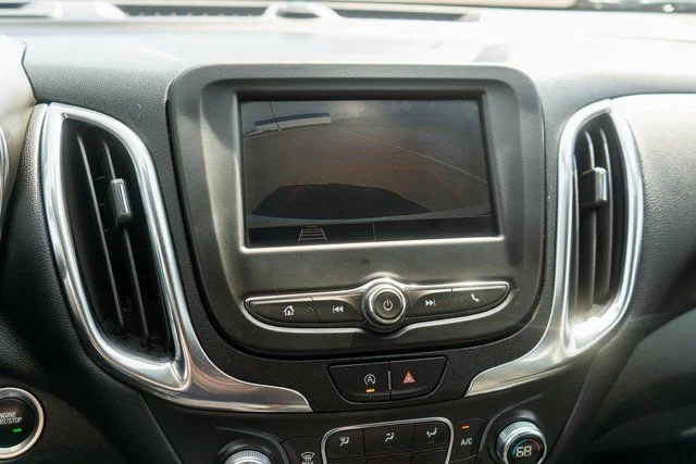 Used 2024 White Chevrolet LT image 27