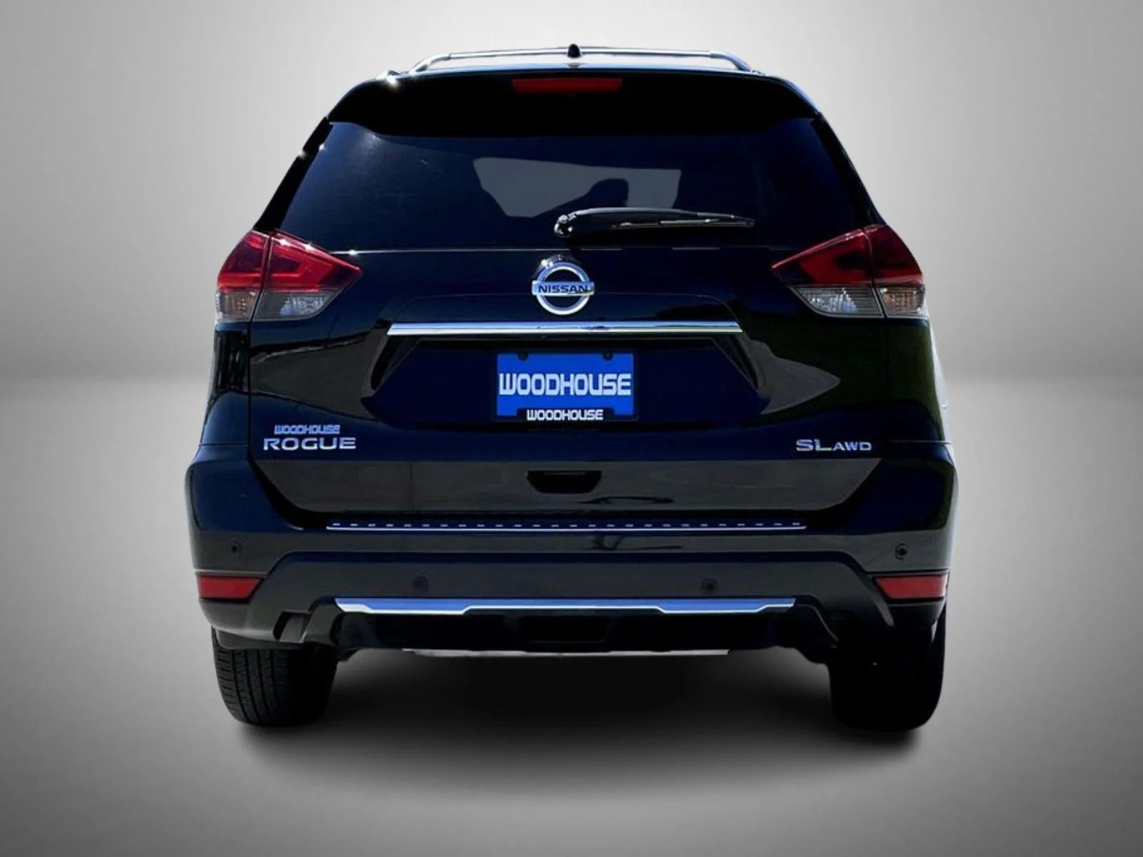 Used 2020 Black Nissan SL image 6