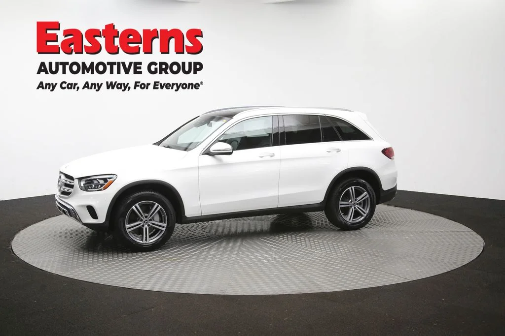 Used 2020 White Mercedes-Benz GLC 300 image 59