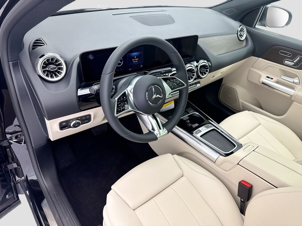 New 2026 Cosmos Black Metallic Mercedes-Benz GLA 250 image 10