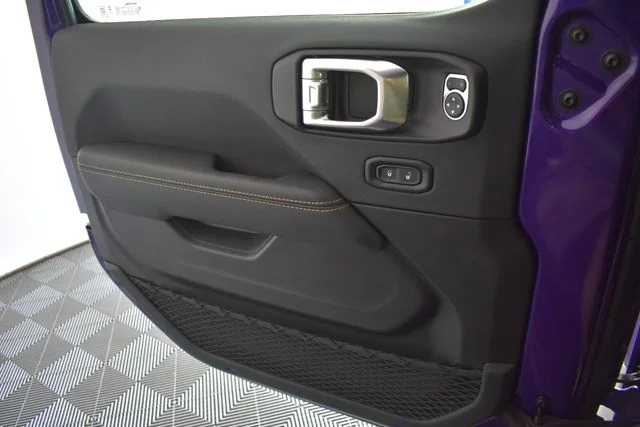 New 2026 Reign Exterior Paint Jeep Sahara image 33