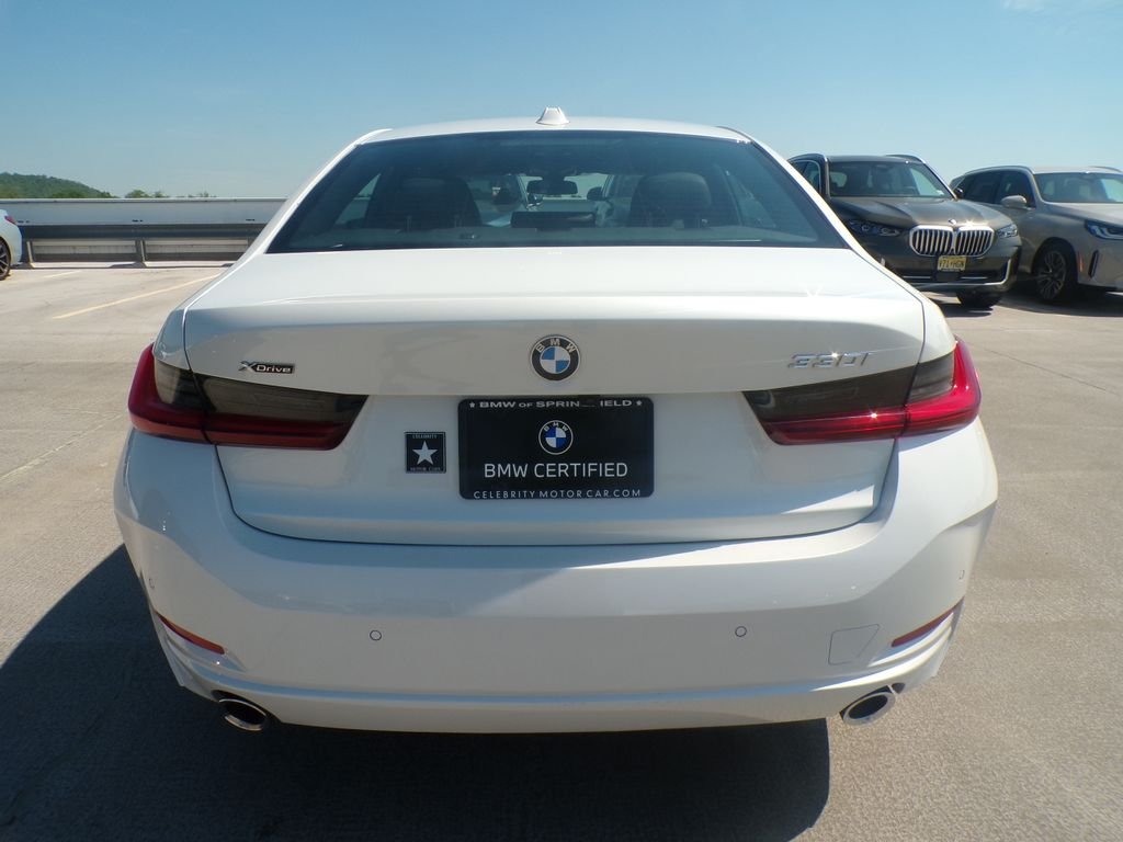 Certified Used 2025 Mineral White Metallic BMW 330i xDrive image 5