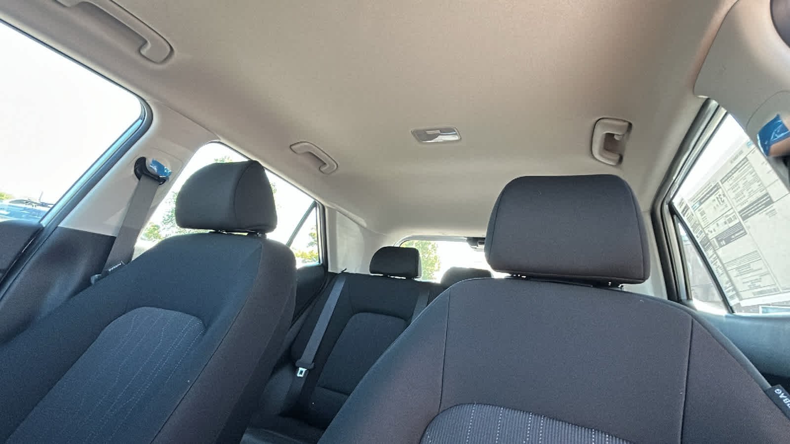 New 2026 Shimmering Silver Hyundai SE image 11