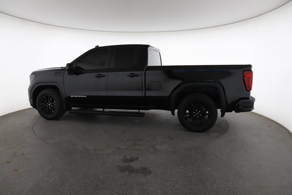 Used 2024 Onyx Black GMC Pro image 8