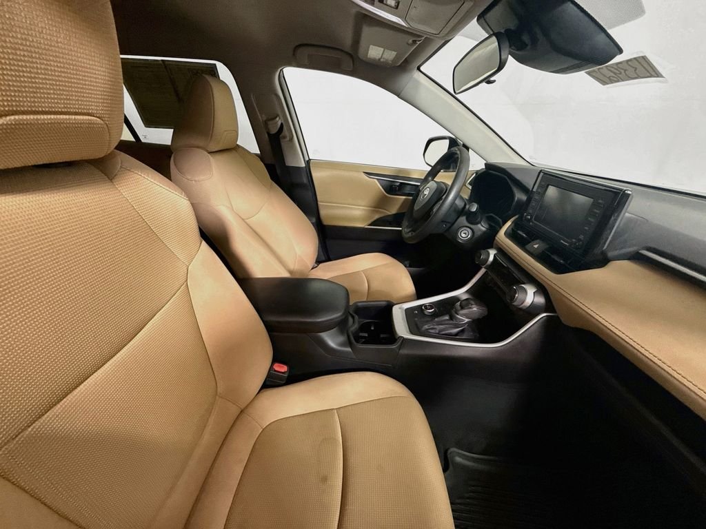 Used 2022 Midnight Black Metallic Toyota Hybrid LE image 25