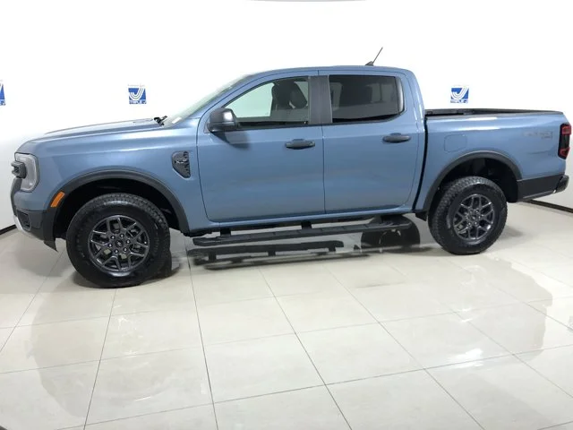 New 2025 AZURE GRAY Ford XLT w/ Sport Appearance Package Super Crew Cab image 4