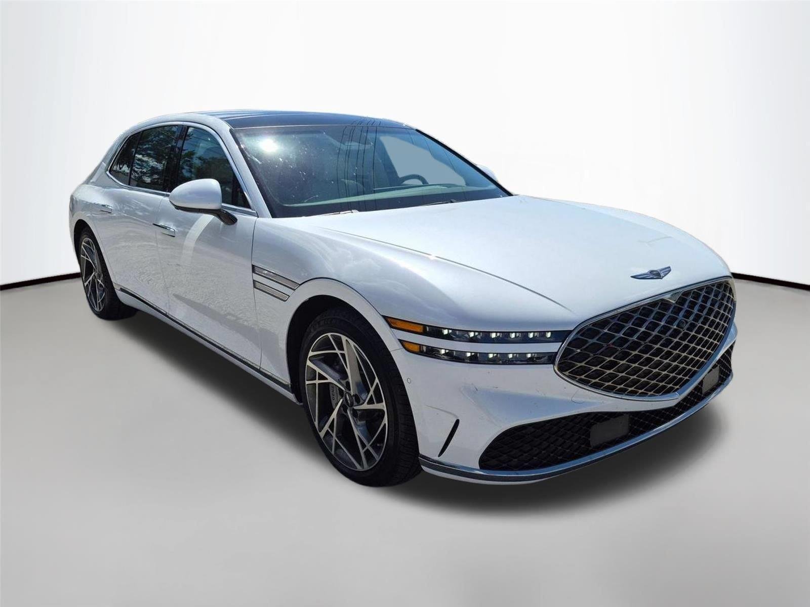 Used 2025 Uyuni White Genesis 3.5T image 3