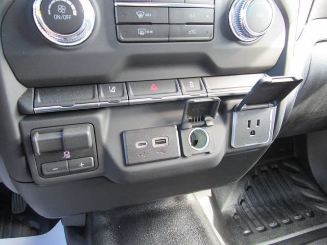 2026 GMC Sierra 3500 Chassis Cab Pro - Photo 21