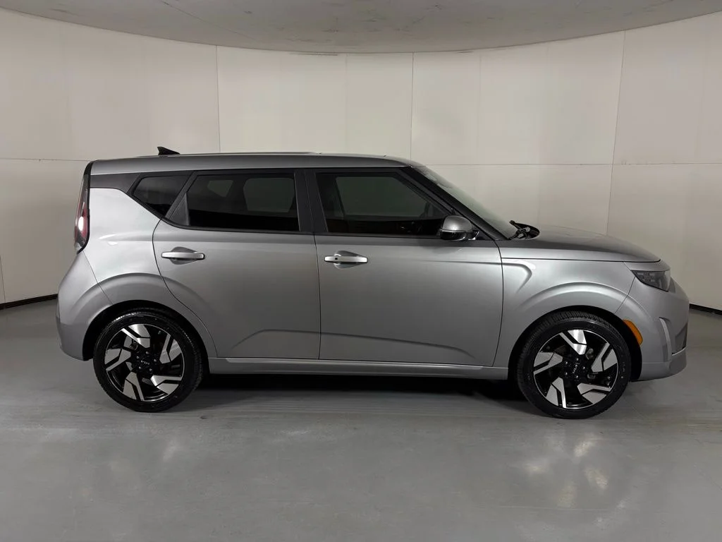 Used 2023 Gray Kia GT-Line image 9