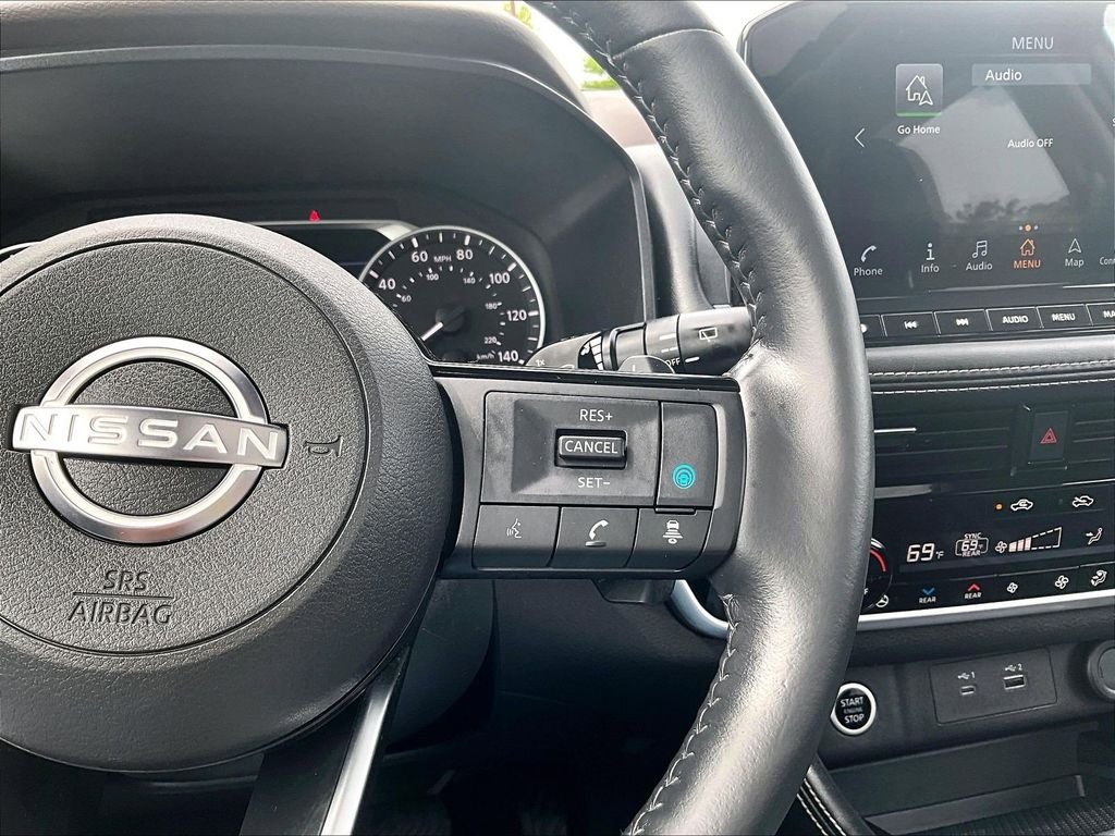 Used 2023 Gray Nissan SL image 24