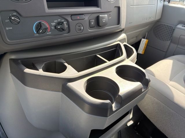 2025 Ford E-Series Cutaway Base - Photo 18