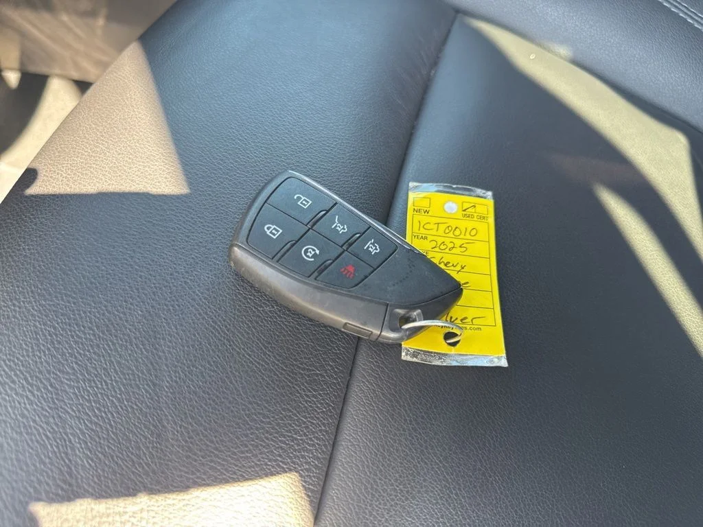 Used 2025 Gray Chevrolet LT image 39