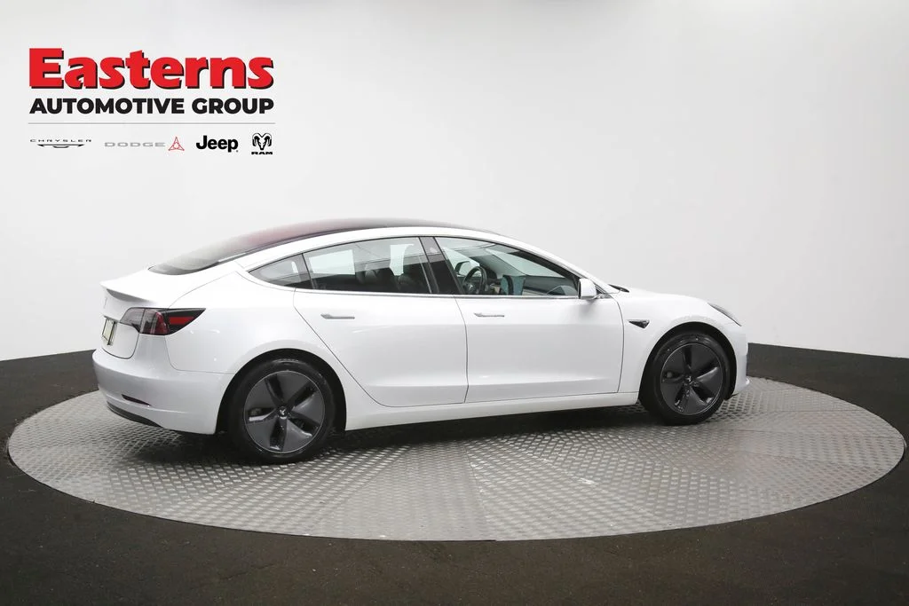 Used 2018 White Tesla Long Range image 37
