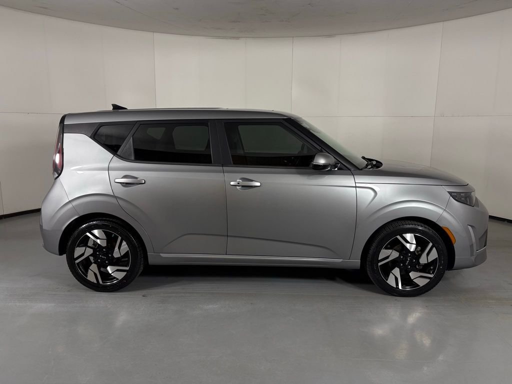 Used 2023 Gray Kia GT-Line image 9