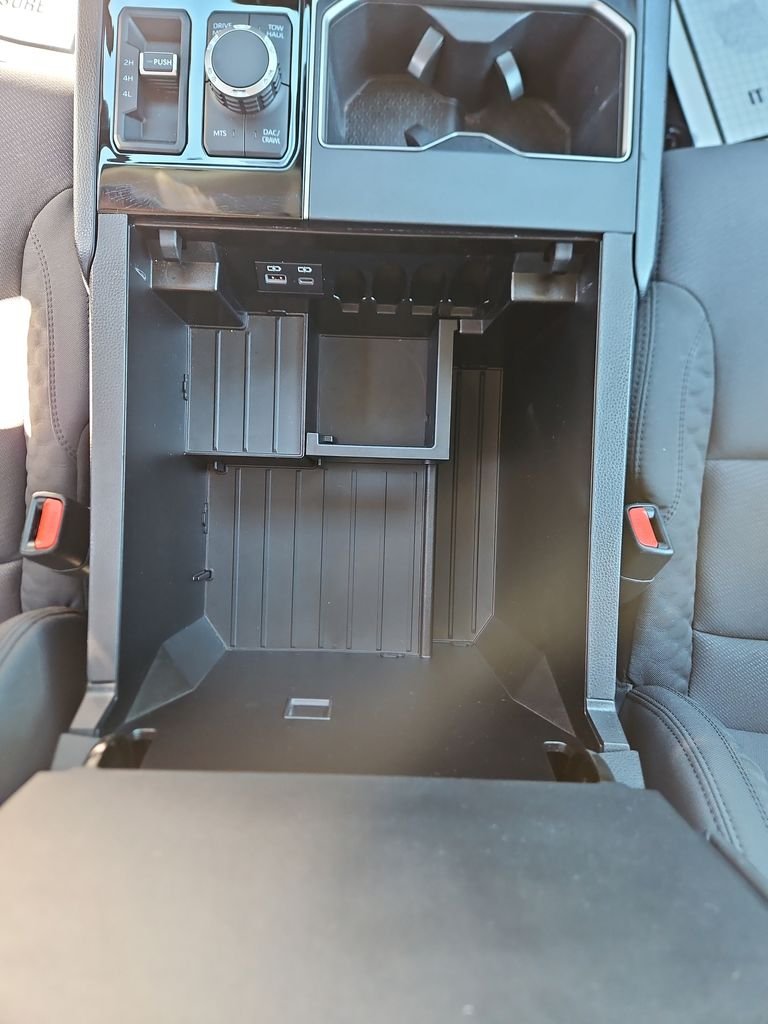 2024 Toyota Tundra SR5 - Photo 25