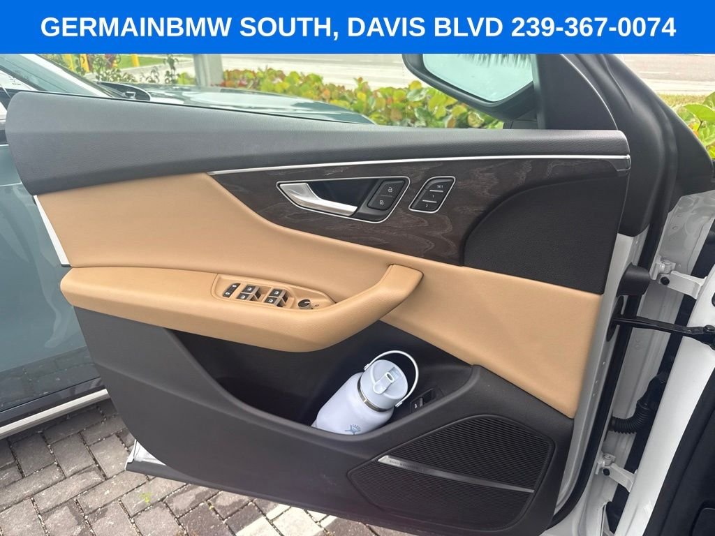Used 2020  Audi 55 Premium Plus image 13