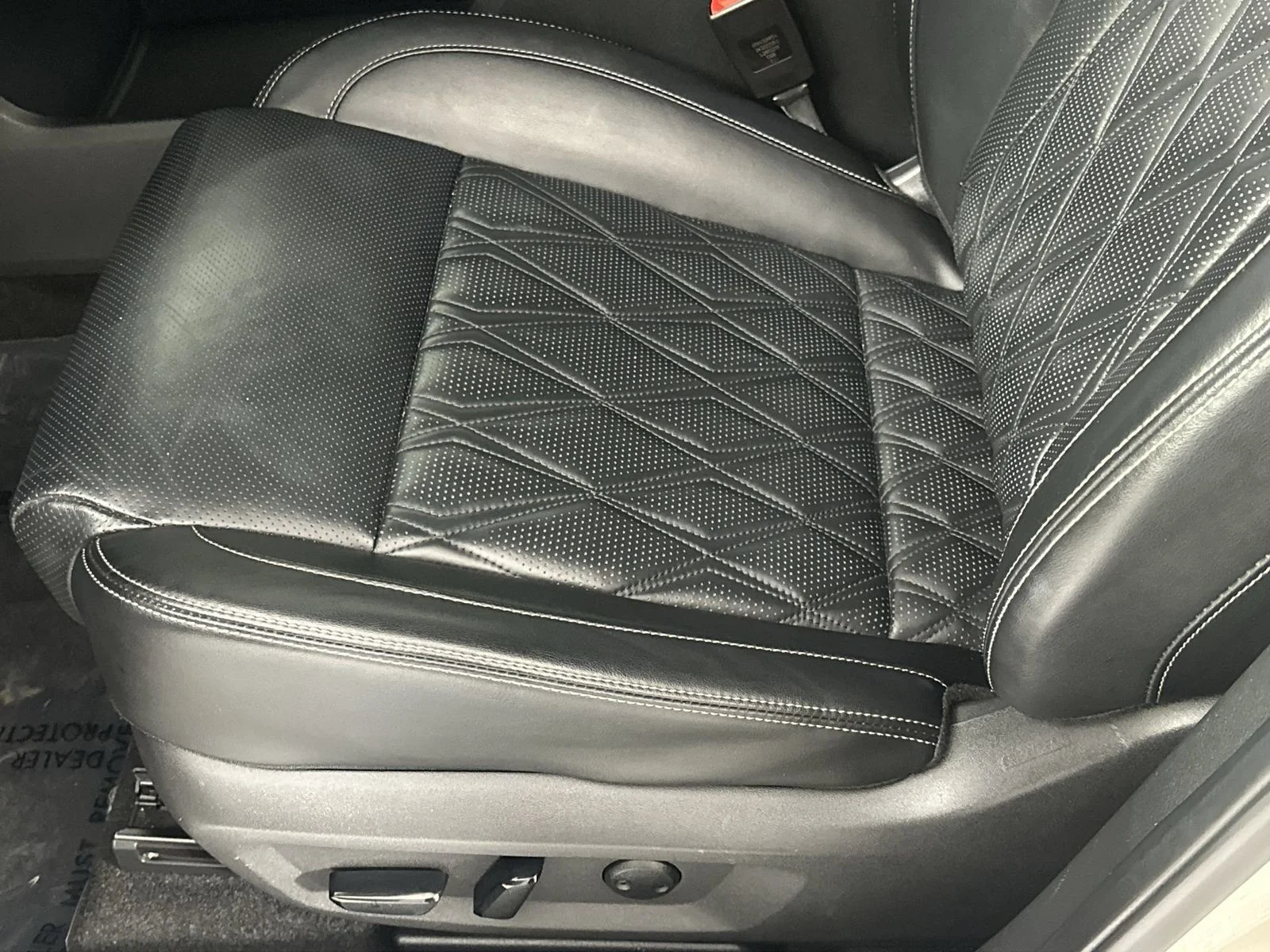 Certified Used 2021 Gold Nissan Platinum image 12